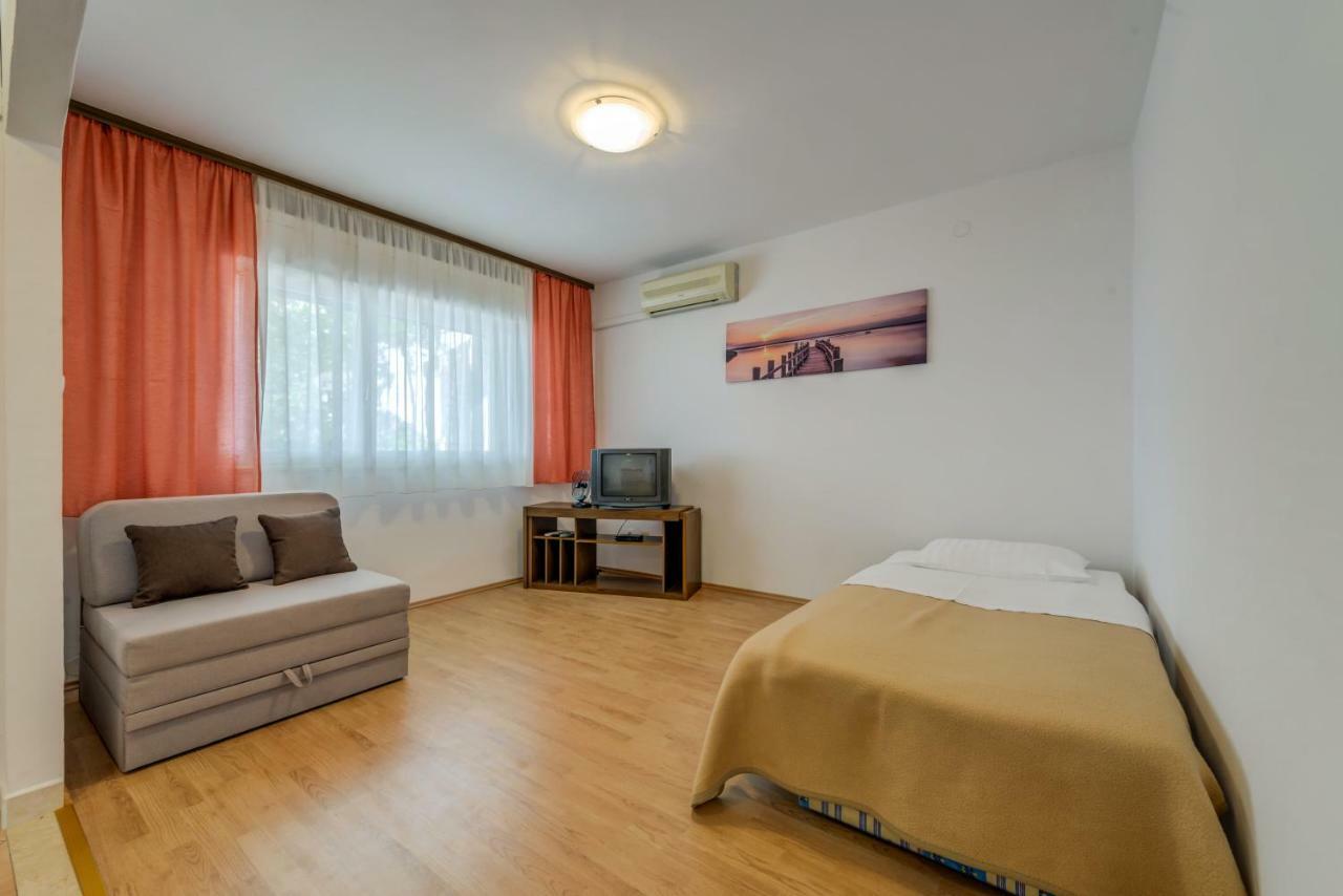 Apartment Luce Podstrana Exteriör bild